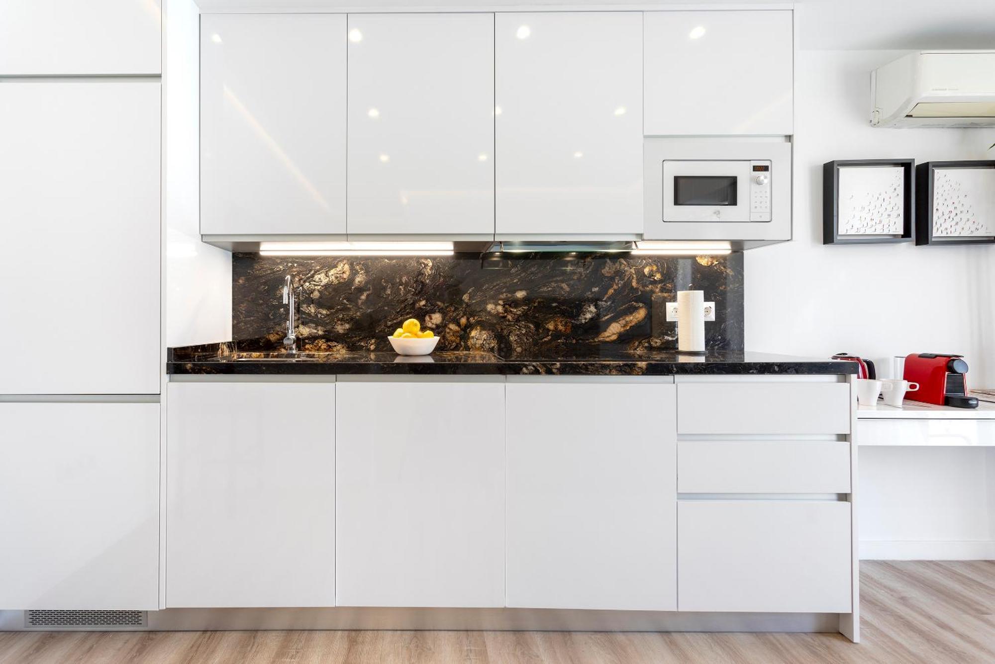 Precioso Apartamento Con Terraza En La Nogalera By Rent Me Torremolinos Luaran gambar